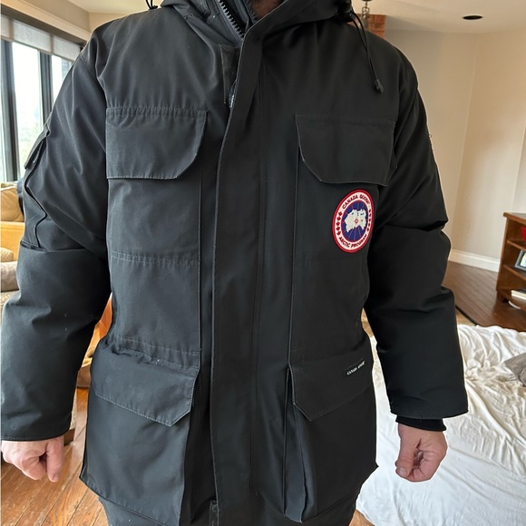 Canada Goose coat, Men’s Size Small - Picture 2 of 9